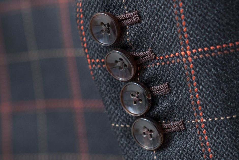 Buffalo horn buttons and handmade buttonholes Buffalo horn buttons and handmade buttonholes